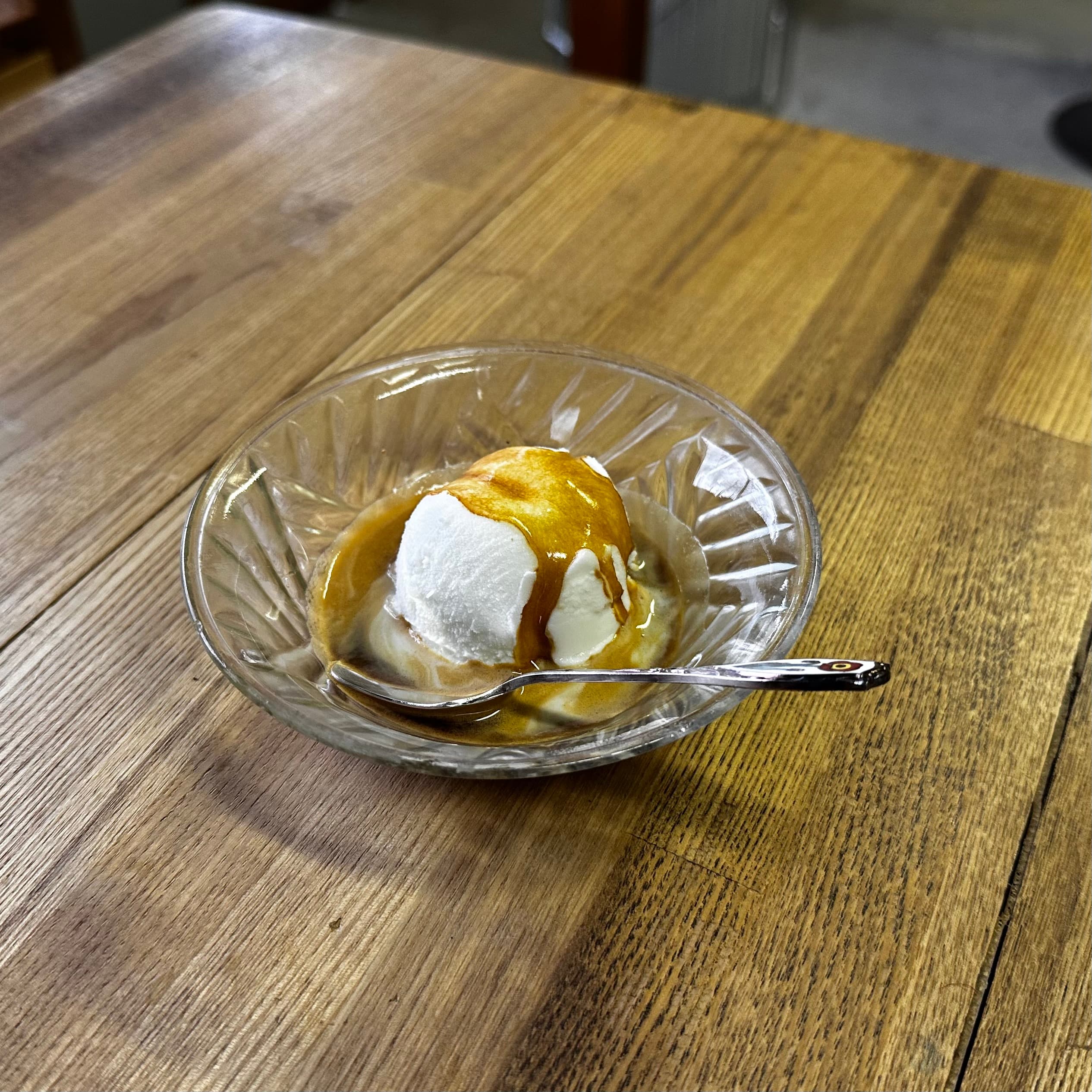 “Gelateria ZUCCA”さんのミルクジェラート入荷しました!